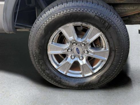 Used 2014 Ford F150 FX4 w/ Equipment Group 402A Luxury image 16