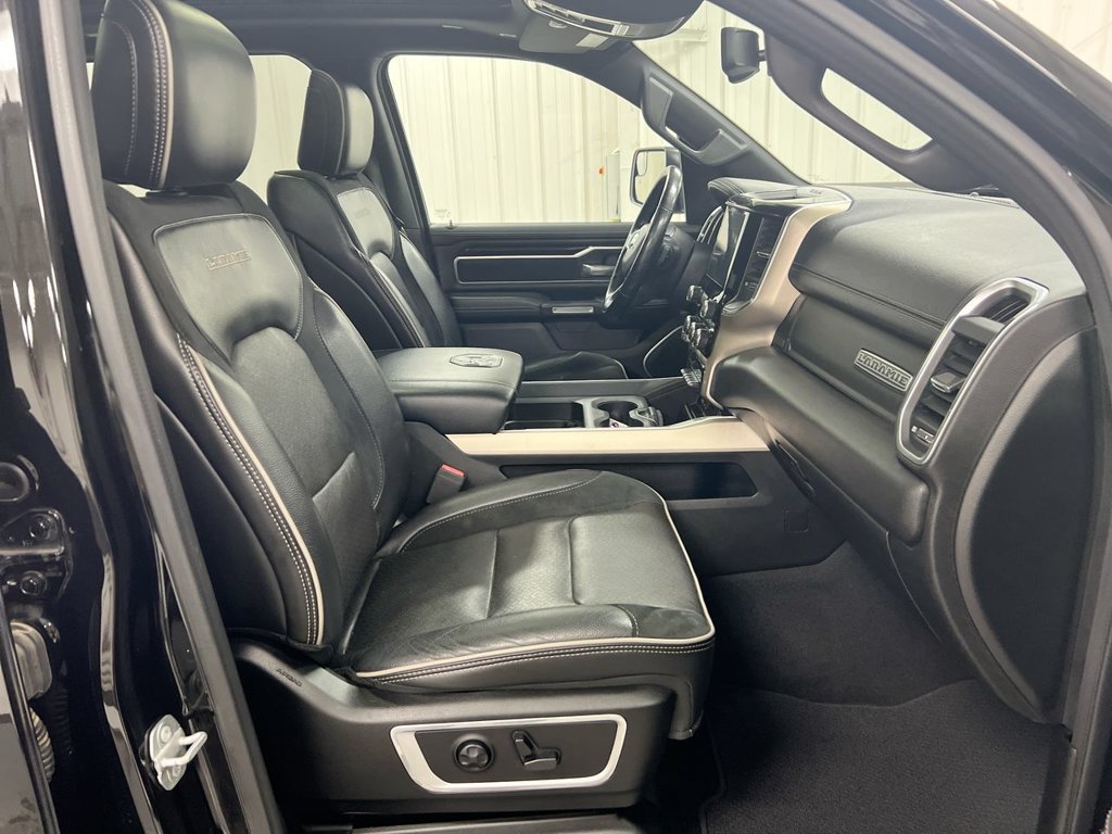 Used 2019 RAM 1500 Laramie w/ Sport Appearance Package AWD/4WD image 23
