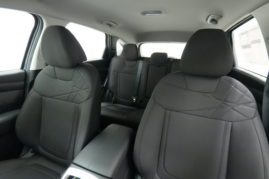 New 2026 Hyundai Tucson SE AWD/4WD image 12