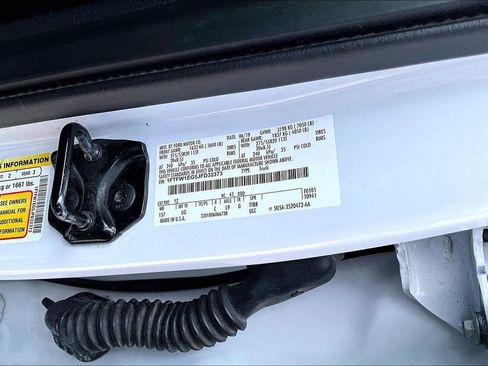 Used 2018 Ford F150 XLT w/ Equipment Group 302A Luxury AWD/4WD image 31