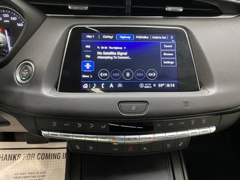 Used 2021 Cadillac XT4 Premium Luxury image 24