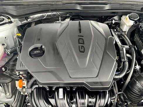 Used 2025 Hyundai Sonata SEL FWD image 30