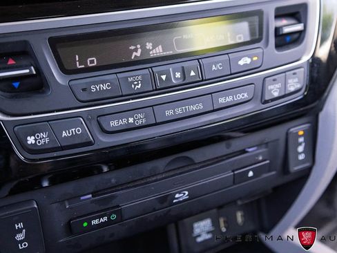 Used 2016 Honda Pilot Touring image 34
