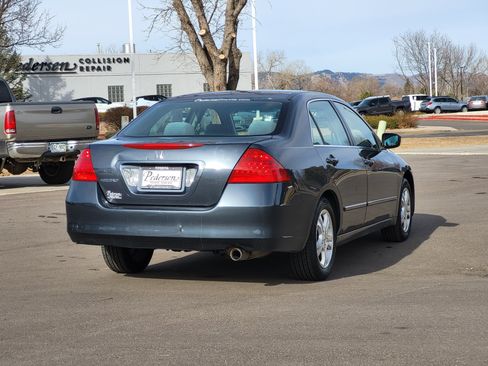 Used 2007 Honda Accord SE image 7