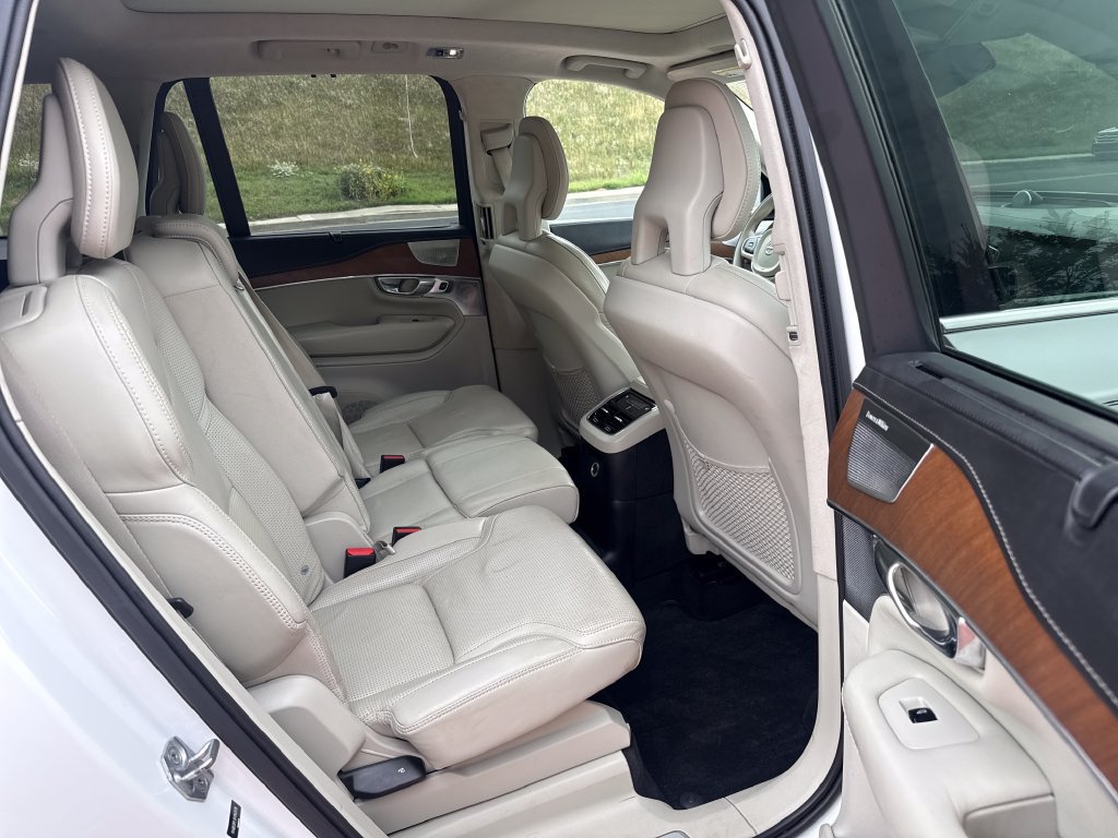 Used 2017 Volvo XC90 T8 Inscription w/ Luxury Package AWD/4WD image 25