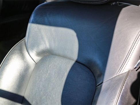 Used 2022 Nissan Armada SL w/ Captain's Chairs Package image 20