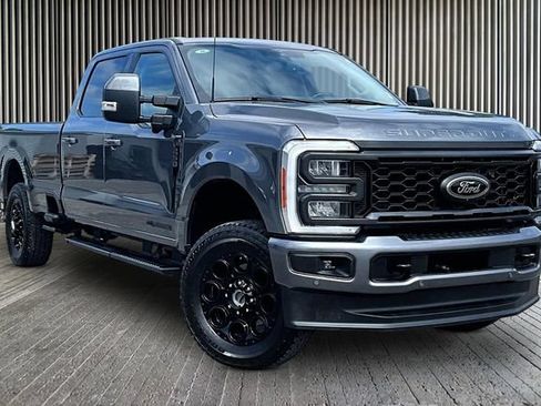 Used 2023 Ford F250 Lariat w/ Lariat Ultimate Package AWD/4WD image 10