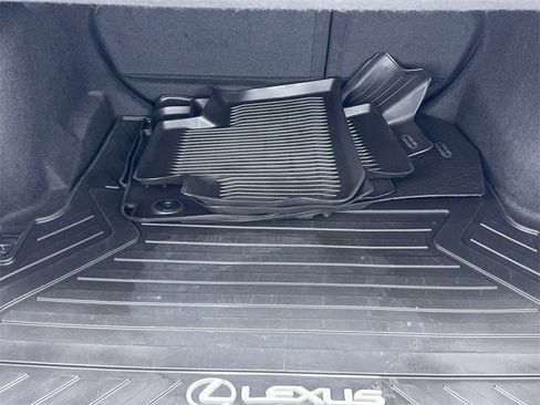 Used 2022 Lexus IS 350 F Sport w/ Dynamic Handling Package image 12