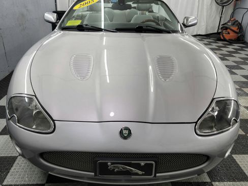 Used 2005 Jaguar XK8 Convertible RWD image 2