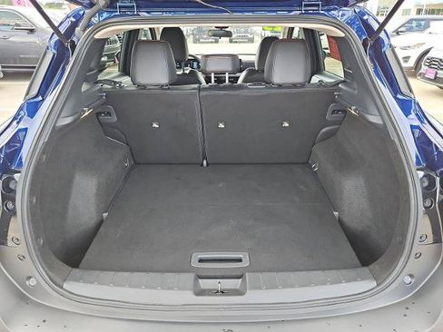 Certified 2025 Nissan Kicks SR FWD image 17