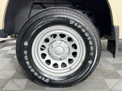 Used 2024 Chevrolet Colorado W/T image 32