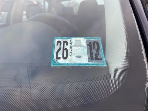 Used 2012 Volkswagen Passat TDI SE image 34