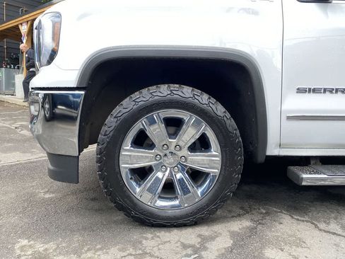 Used 2018 GMC Sierra 1500 SLT AWD/4WD image 11