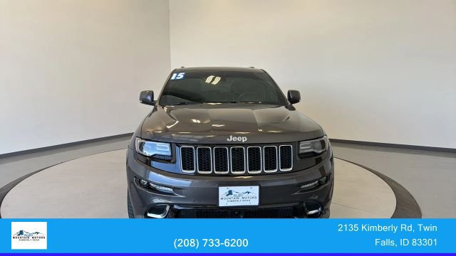 Used 2015 Jeep Grand Cherokee SRT w/ Luxury Group II AWD/4WD image 2