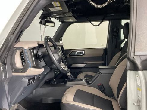 Used 2023 Ford Bronco Wildtrak AWD/4WD image 10