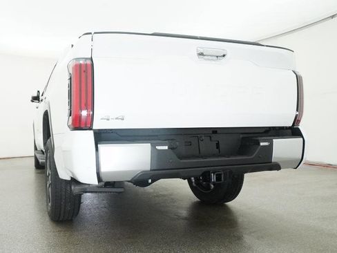 New 2026 Toyota Tundra Limited AWD/4WD image 10