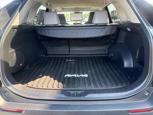 Used 2021 Toyota RAV4 XLE Premium AWD/4WD image 17