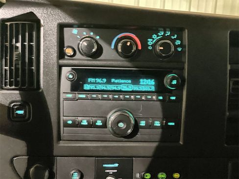 Used 2023 Chevrolet Express 2500 w/ Driver Convenience Package image 13