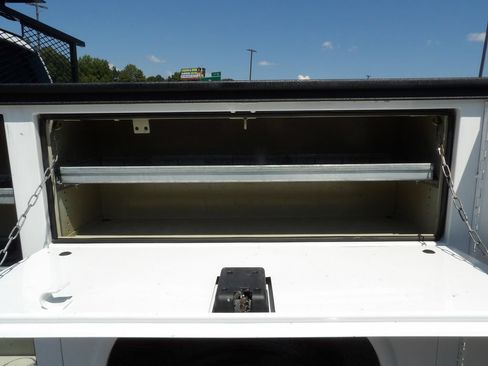 Used 2018 Ford F250 XL w/ Power Equipment Group RWD image 40