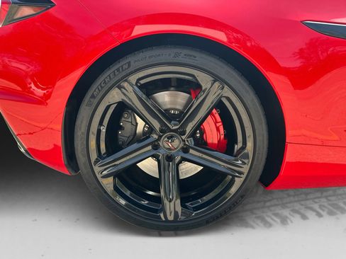 Used 2024 Chevrolet Corvette Z06 RWD image 21