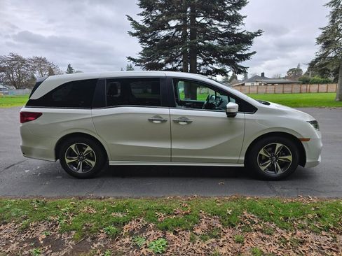 Used 2019 Honda Odyssey Touring image 8
