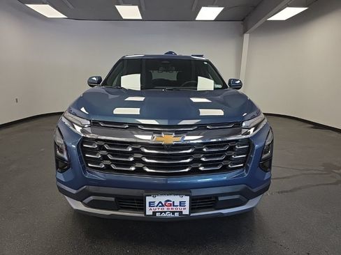 Used 2026 Chevrolet Equinox LT AWD/4WD image 4