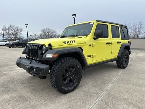 Used 2023 Jeep Wrangler Willys image 3