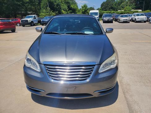 Used 2012 Chrysler 200 Touring FWD image 11