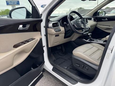 Used 2020 Kia Sorento EX FWD image 15
