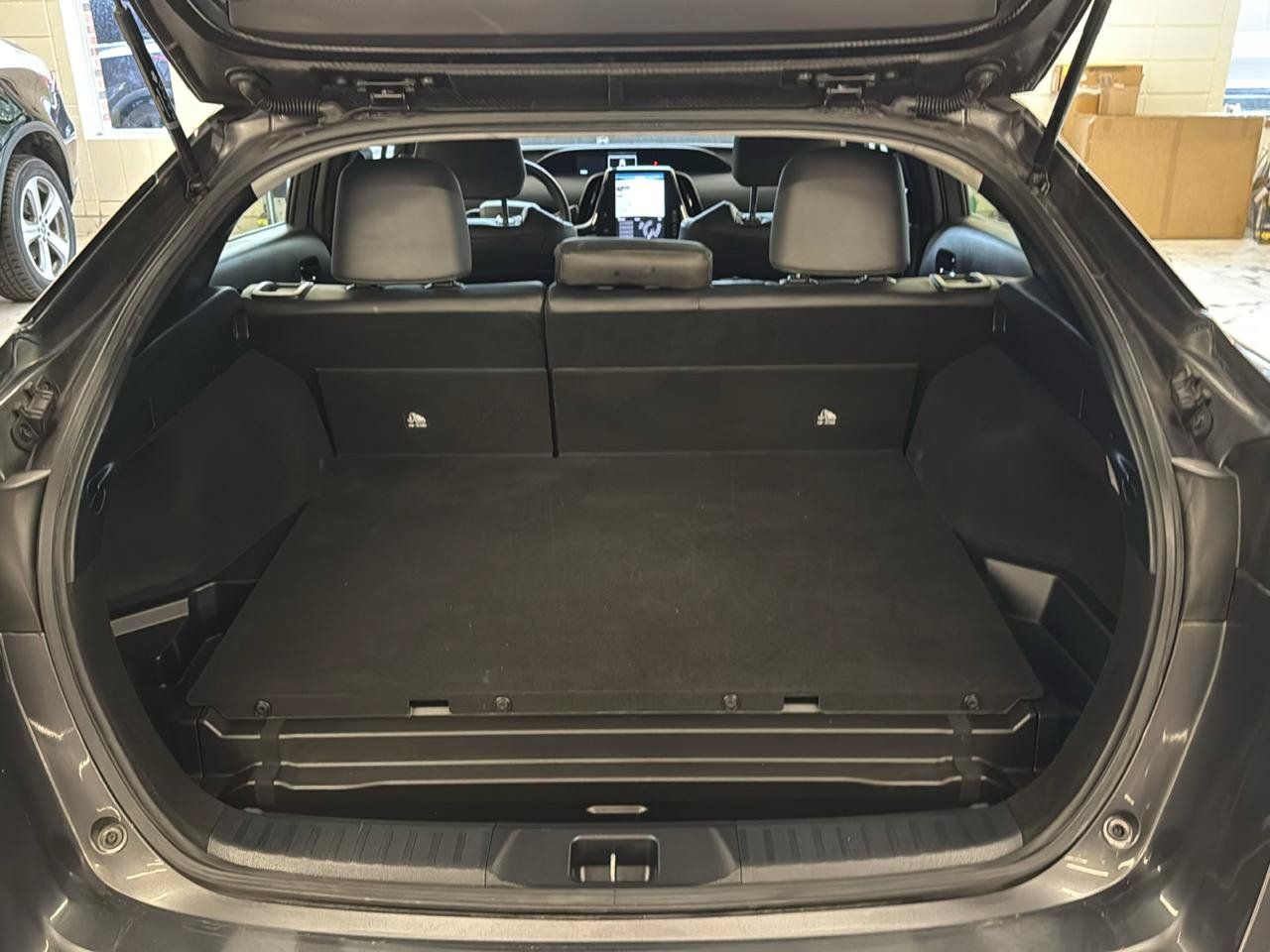 Used 2022 Toyota Prius Prime XLE FWD image 23