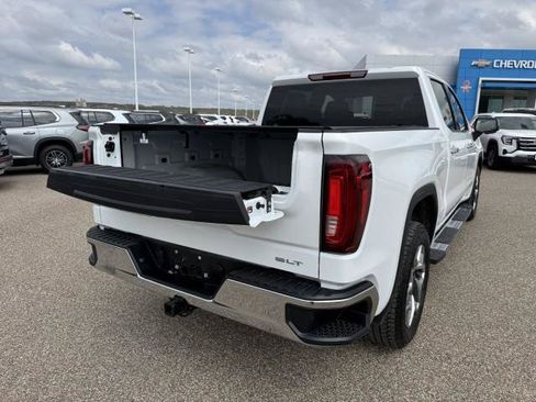 New 2026 GMC Sierra 1500 SLT RWD image 12
