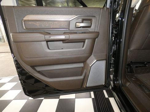 New 2026 RAM 2500 Limited AWD/4WD image 35