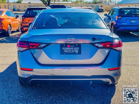 Used 2022 Nissan Sentra S image 7