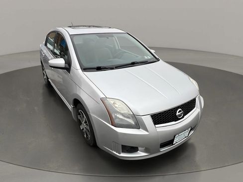 Used 2011 Nissan Sentra 2.0 SR w/ Special Edition Pkg image 4