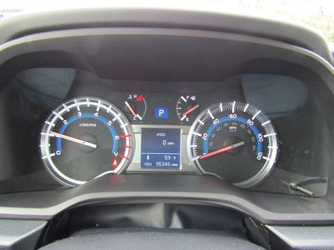 Used 2019 Toyota 4Runner Limited image 11