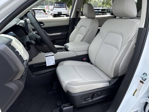 New 2026 Nissan Pathfinder SL w/ Cargo Package FWD image 14