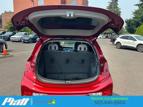 Used 2018 Chevrolet Bolt LT FWD image 43