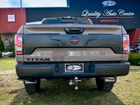 Used 2021 Nissan Titan PRO-4X w/ Pro-4x Convenience Package image 6