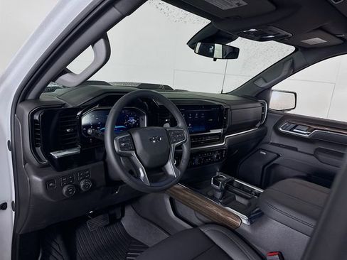 New 2026 Chevrolet Silverado 1500 LT Trail Boss w/ LT Trail Boss Premium Package AWD/4WD image 11