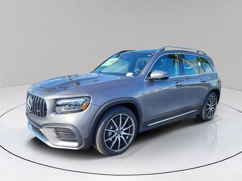 New 2025 Mercedes-Benz GLB 35 AMG 4MATIC image 3