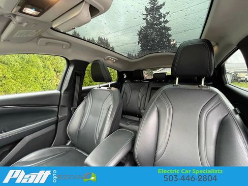 Used 2021 Ford Mustang Mach-E Premium AWD/4WD image 38