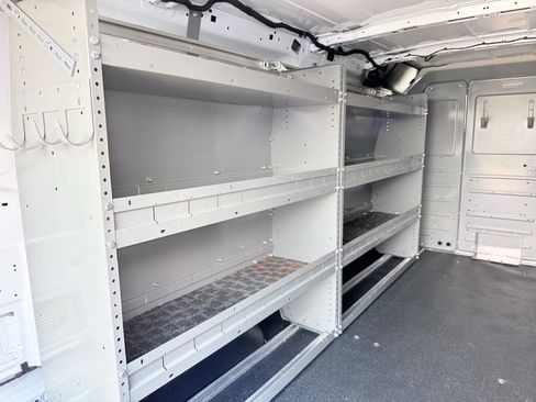 Used 2022 Ford Transit 350 Low Roof AWD image 10