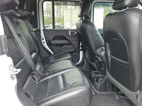 Used 2021 Jeep Gladiator Overland w/ Popular Equipment Package AWD/4WD image 14