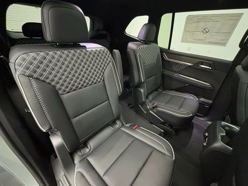 New 2026 GMC Acadia Denali w/ Super Cruise Package image 44