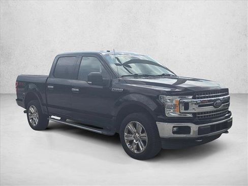 Used 2018 Ford F150 XLT w/ Equipment Group 302A Luxury AWD/4WD image 3