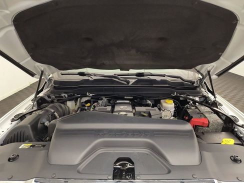 Used 2019 RAM 2500 Laramie AWD/4WD image 34