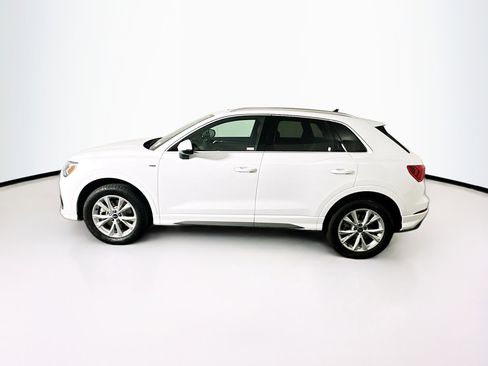 Used 2024 Audi Q3 2.0T Premium image 4