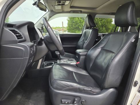 Used 2017 Toyota 4Runner Limited image 6