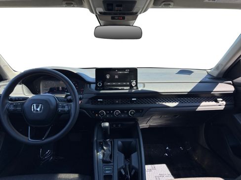 Used 2024 Honda Accord EX image 10