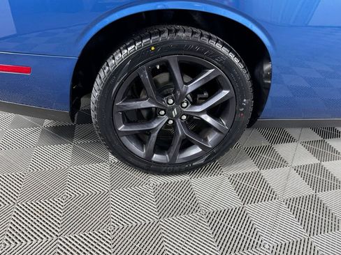 Used 2023 Dodge Challenger SXT w/ Blacktop Package image 29